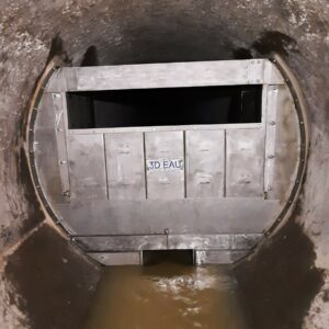 Vanne hydrodynamique de stockage en position fermée posée par 3D EAU dans le collecteur de Orléans