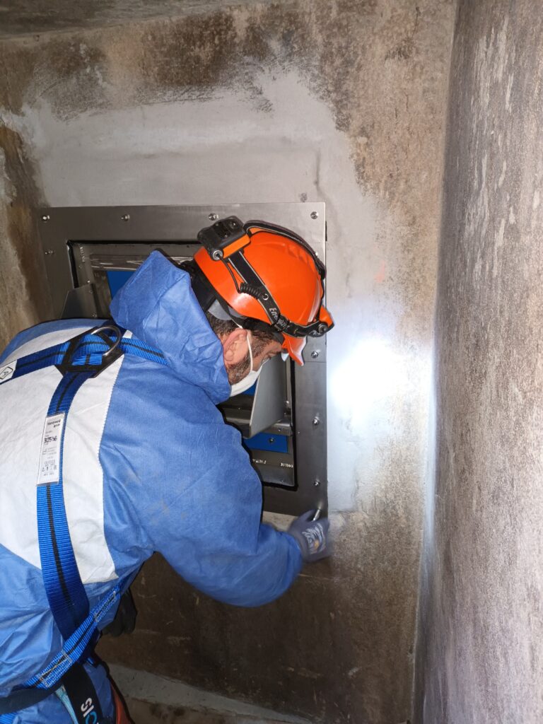 Installation de lal vanne hydrodynamique Deomatic par le chaudronnier de 3D EAU à Rungis